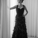 Penélope Cruz Instagram - @chanelofficial 🖤🖤 #Repost @chanelofficial ・・・ During the 79th Venice International Film Festival, actress and House ambassador Penélope Cruz attended the premiere of ‘En los márgenes’ by Juan Diego Botto as producer and leading actress. On this occasion, she wore a look from the CHANEL Fall-Winter 2022/23 Haute Couture collection. The actress also wore CHANEL High Jewellery pieces. #CHANELandCinema #CHANELinVenice #CHANEL @LaBiennale #BiennaleCinema2022 #Venezia79 @PenelopeCruzOficial #PenelopeCruz #CHANELHauteCouture #CHANELHighJewelry
