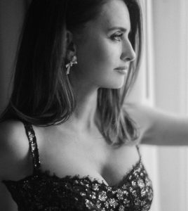 Penélope Cruz Instagram - @sansebastianfes @chanelofficial @virgile.guinard #enlosmárgenes