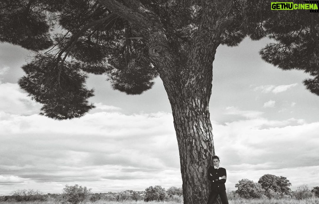 Penélope Cruz - 136.8K Likes - @mastermind.magazine @chanelofficial @nicobustos