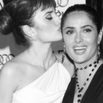Penélope Cruz Instagram - Feliz cumpleaños,mi querida amiga ❤️🩵❤️🩵❤️🩵❤️🩵 @salmahayek