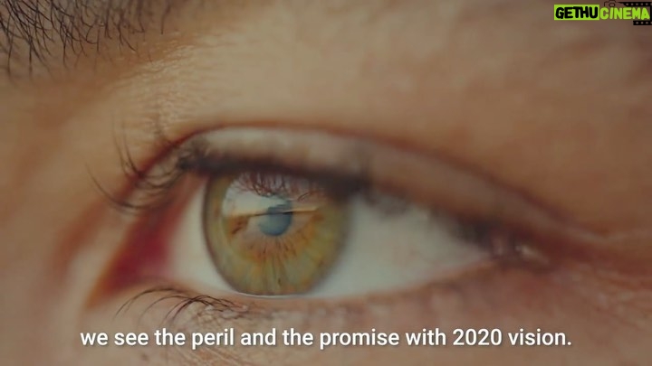 Penn Badgley Instagram - ‪The pandemic now reminds us we’re interconnected & interdependent. Our systems are in a mortal struggle to serve us & our planet. We need profound change at all levels. @unep is looking for you: youth 18-30 w/ big ideas. Are you a budding innovator (artist, scientist, economist, communicator, entrepreneur, etc.)? Check this out and apply! I’m narrating bc I’m too old. Apply at http://unep.org/youngchampions