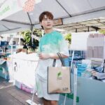 Perawat Sangpotirat Instagram - มาสุขส่งท้ายปีใหม่นี้ 🎉 กับ Pruksa Live well Stay well Market Fest เป็นลูกบ้านพฤกษาเค้าดีจริงๆ เพราะพฤกษาเค้าใส่ใจในรายละเอียดการใช้ชีวิตเพื่อให้ทุกชีวิต “อยู่ดีมีสุข” งานนี้เค้ายกขบวนสินค้า บริการและกิจกรรมมากมายถึงที่บ้านเลยครับ 🎁 อย่างงานนี้คริสเองก็ได้ทั้งมาช้อปปิ้ง มากินอาหารอร่อยๆ ได้ลองเล่นเทคโนโลยี Smart Home และได้ตรวจสุขภาพฟรีด้วยนะ ผลออกมาแข็งแรงดีครับ และก็ได้มาบริจาคของด้วยเพื่อส่งต่อความสุข เรียกได้ว่าครบทั้งคุณภาพชีวิตดีๆ สุขภาพดี และสังคมที่ดีเลย คริสเห็นลูกบ้านออกมาร่วมงานกันเยอะมากๆ รู้สึกประทับใจแทนเลย ที่มีงานที่ทั้งสุขและสนุกแบบนี้ พิเศษสุด!! ตอนนี้ใครสนใจอยากแนะนำเพื่อนให้มาเป็นลูกบ้านพฤกษาต้องรีบแล้วนะ เพราะจะได้ค่าแนะนำสูงสุดถึง 1ล้านบาทเลย ลองไปดูได้ที่ www.pruksa.com หรือโทร 1739 #พฤกษาอยู่ดีมีสุข #พฤกษาใส่ใจเพื่อทั้งชีวิต #PruksaLivewellStaywell #PruksaLiveWellStayWellEvent Pruksa Avenue Pattanakarn Family