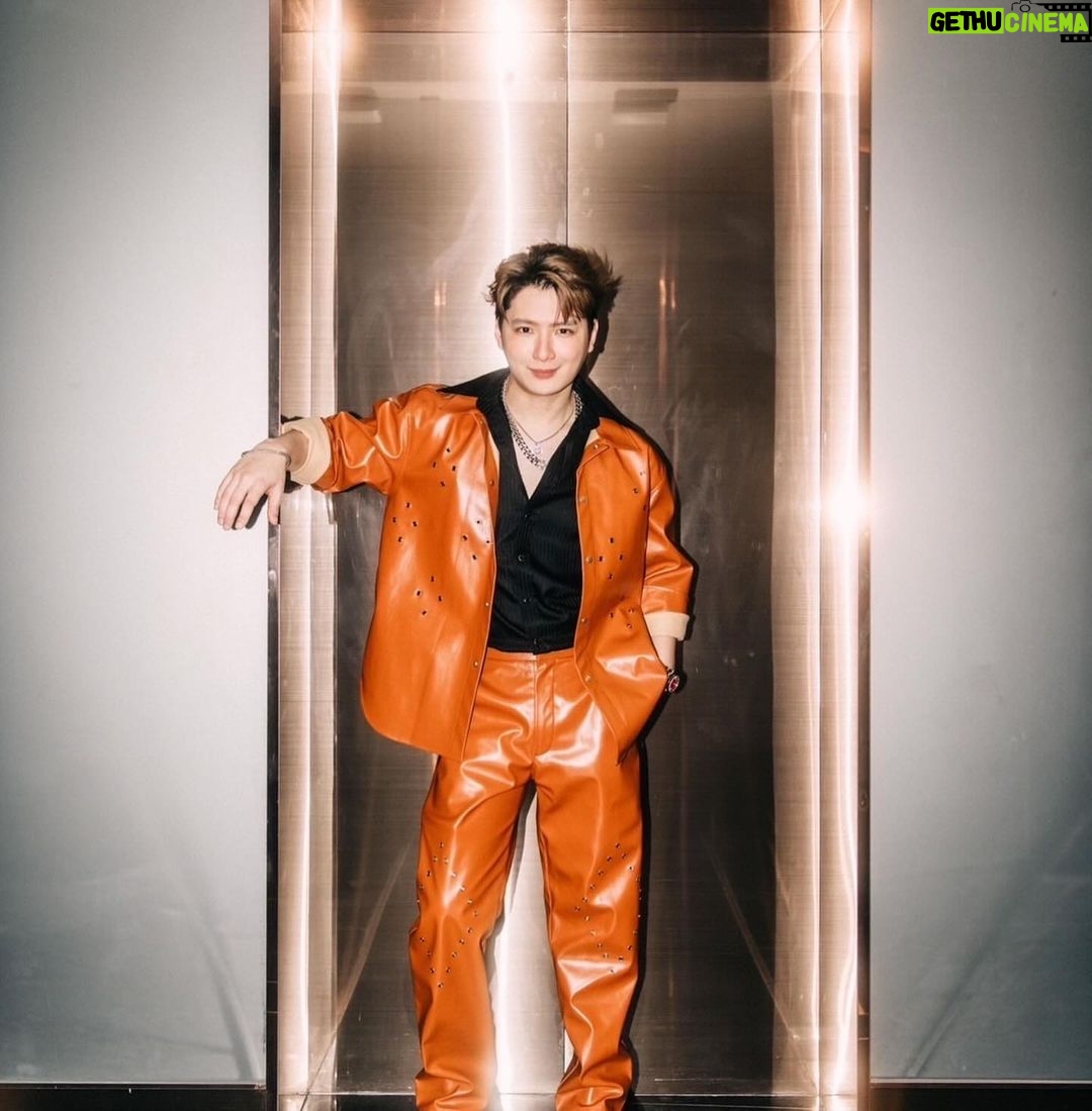 Perawat Sangpotirat Instagram - เจ็บเมื่อไหร่ก็โทรมา นะโทรมา 🤩
