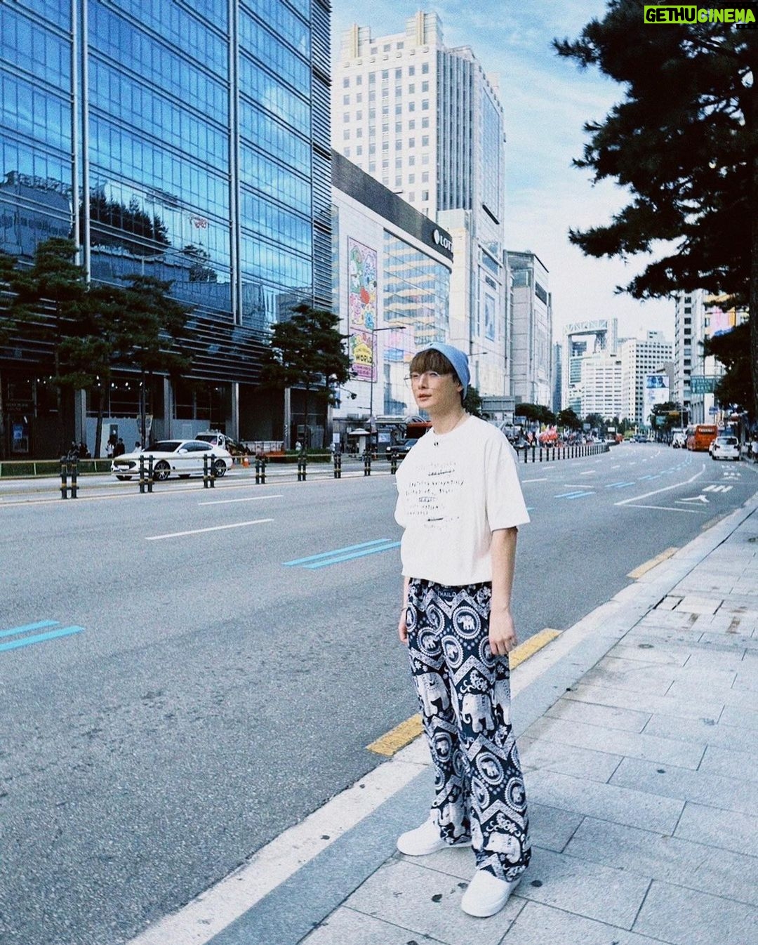 Perawat Sangpotirat Instagram - 💙🐘🐘💙 Myeong-Dong, Seoul, South Korea