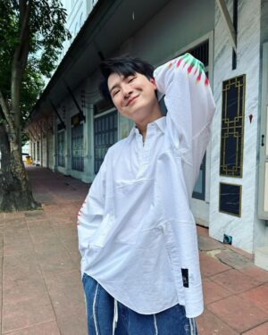 Perawat Sangpotirat Instagram - เจ็บเมื่อไหร่ก็ โทรมานะโทรมา 🤍