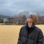 Perawat Sangpotirat Instagram - สวัสดีปีโป้ 2024 ครับ🎇🎊❤️🇯🇵 พรที่อยากขอ คือให้พ่อแม่แข็งแรงไม่เจ็บป่วย อยู่กับลูกไปนานๆนะ 😍 Lake Kawaguchi