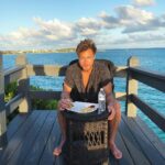 Peyton Meyer Instagram - I think you misunderstood me, I’m just a kid who dreams big that wants to travel the world 🌎 ✈️ Turks and Caicos Islands