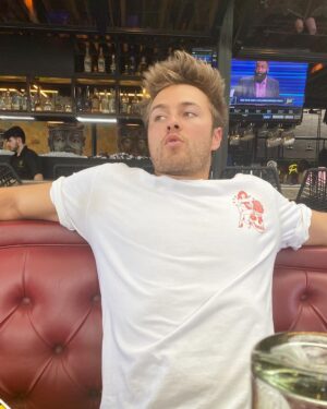 Peyton Meyer Instagram - When you spot the margarita tray en route