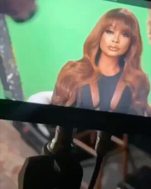 Phaedra Parks Instagram - Maybe she’s born with it. Now check that. 😘

Hair: @kendrasboutique 
MUA: @makeupmadnessbycherry 
Hairstylist: @beetbydrek