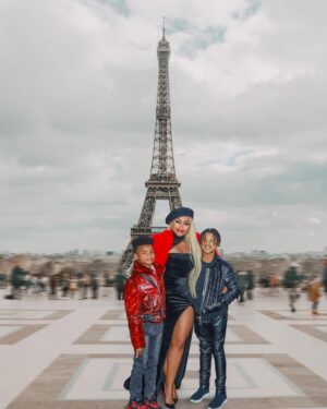 Phaedra Parks Instagram - #MerryChristmas from my #family to yours! May your day be filled with sweet memories and joy and if the holidays are difficult for you, may God comfort you and peace be still 🙏🏾😘