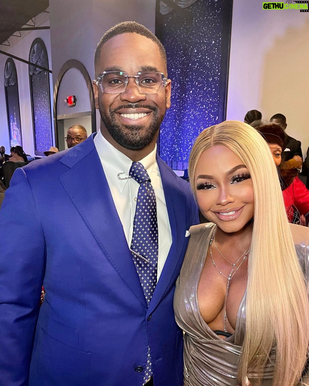 Phaedra Parks Instagram - Celebrating #WillieWatkins #40 year of #funeral services. Willie gave me a chance and opportunity to learn the art and ministry of mortuary science following the tragic death of my Nina. #iyky It was one of the hardest times in my life but working at the funeral home gave me new purpose and birthed my mortuary ministry. These are some of my favorite #funeral directors and my girl @teresa_cc who have been instrumental in my matriculation. For every family I have served- thank you for trusting me with your loved ones. 🙏🏾 📸: @ty_pleas