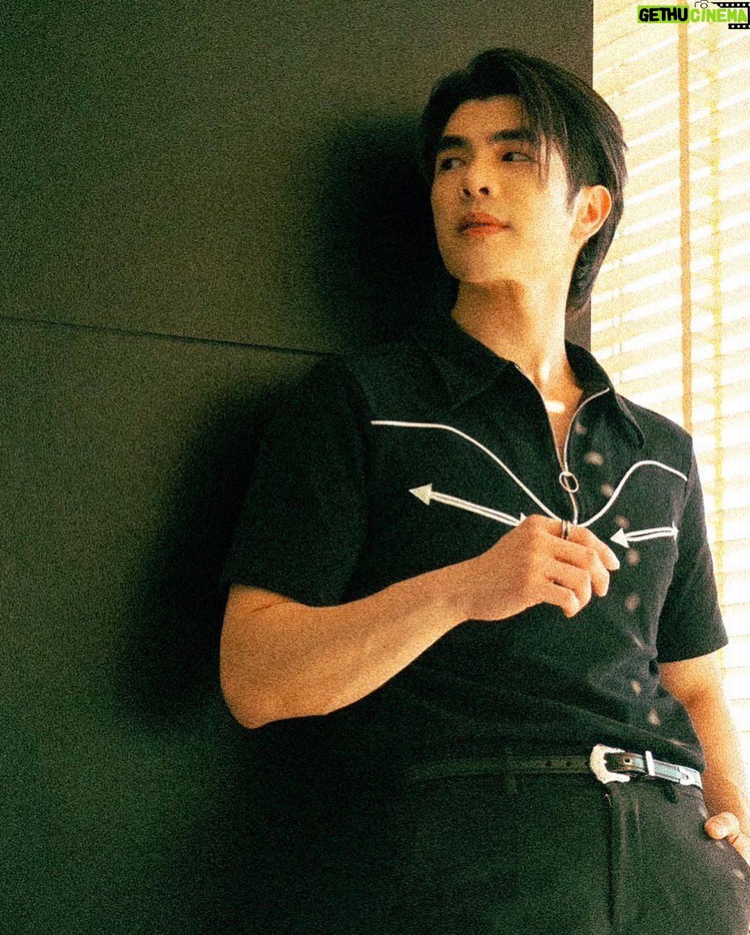 Phakphum Romsaithong Instagram - ,,, 🌹 Or 🥀 ,,, Bangkok, Thailand