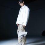 Phakphum Romsaithong Instagram - ,,, เป็นการถ่ายรูปที่ใช้สมาธิสูงที่สุดในรอบหลายปี เพราะช่างหน้า ช่างผม แซวหนักมากแซวไม่หยุด แซวไม่หย่อน555 || โชคดีที่ชุดสวย เลยถ่ายออกมายังไงภาพก็สวย😛 ,,, @Dior . . #DiorSummer24 Bangkok, Thailand