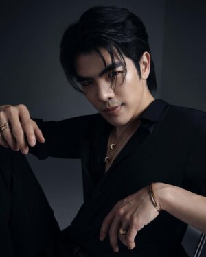 Phakphum Romsaithong Instagram - ,,, I Am Thrilled To Join @Bulgari As Friend Of The House Thailand. ,,,

When I think of Bulgari, the word “Timeless” comes to my mind due to their enduring designs and exquisite craftsmanship. 

I feel honored and grateful to be a part of this family. 

Please stay tuned for magnificent collaborations😊

27/02/24
.
.
#Bulgari 
#BulgariThailand
#BulgariThailandxMile