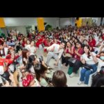 Phakphum Romsaithong Instagram – ,,, 😁ขอบคุณทุกคำอวยพร ทุกช่องทางใน Social Media ที่โทรมา และที่ได้เจอกัน ขอบคุณรอยยิ้มที่อบอุ่น การ์ดทุกใบ ของขวัญทุกชิ้น Projectทุกอัน ในโอกาส Birthday อายุครบ 32 ปี อาจจะมีตกหล่นตอบกลับไปอย่างไรถือโอกาสขอบคุณผ่านโพสต์นี้อีกทีนะครับ^^ ,,,

ธรรมชาติ คือ การเติบโต เปลี่ยนแปลง หลายสิ่งผ่านเข้ามา  หลากสิ่งหายจากไป  เป็นเรื่องปกติ…
แต่ทุกอย่างที่ผ่านเข้ามาให้เราได้สัมผัสร่วมทุกข์และสุข คือ ความทรงจำที่มีคุณค่าและเป็นประสบการณ์ที่ล้ำค่า…

ขอบคุณธรรมชาติที่เป็นเช่นนี้:)

ขอถือโอกาสนี้ขอบคุณทีมงานที่จัดงาน Birthday ขึ้น และขอบคุณทุกคนที่มางานวันเกิดที่จัด เมื่อวาน 06/01/24 และเพื่อนๆพี่ๆป้าๆน้าอาที่ส่งกำลังใจจากที่บ้านทีมหน้าจอมากๆเลยนะครับ
ในโอกาสวันเกิด 05/01/24

ปกติที่ผ่านมาทุกปีจะถือโอกาสนี้เพื่อจัดงานให้ได้ทำบุญในวันเดียวกัน แต่ปีนี้ทีมงานขยับสเกลมาจัดในรูปแบบEventมากขึ้นเพื่อความสนุกคนของที่มา ถ้ามีผิดพลาดยังไงเราปรับปรุงแก้ไขแล้วสร้างความสุขด้วยกันไปเรื่อยๆนะครับ^^

สุดท้ายนี้ขอแคปคำอวยพรที่บอกไปใน VDO ว่า
“ขอให้ทุกคนใจดีกับตัวของเราเอง และ ส่งต่อความใจดี ความน่ารักที่เราเป็นให้คนรอบตัว เพื่อน ครอบครัวและสังคม และมีรอยยิ้มที่สวยงามแบบนี้มากๆในทุกๆวันเลยนะครับ”

ด้วยรัก
Mile ตึกแดงวินเทจ จตุจักร