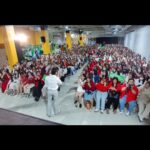 Phakphum Romsaithong Instagram – ,,, 😁ขอบคุณทุกคำอวยพร ทุกช่องทางใน Social Media ที่โทรมา และที่ได้เจอกัน ขอบคุณรอยยิ้มที่อบอุ่น การ์ดทุกใบ ของขวัญทุกชิ้น Projectทุกอัน ในโอกาส Birthday อายุครบ 32 ปี อาจจะมีตกหล่นตอบกลับไปอย่างไรถือโอกาสขอบคุณผ่านโพสต์นี้อีกทีนะครับ^^ ,,,

ธรรมชาติ คือ การเติบโต เปลี่ยนแปลง หลายสิ่งผ่านเข้ามา  หลากสิ่งหายจากไป  เป็นเรื่องปกติ…
แต่ทุกอย่างที่ผ่านเข้ามาให้เราได้สัมผัสร่วมทุกข์และสุข คือ ความทรงจำที่มีคุณค่าและเป็นประสบการณ์ที่ล้ำค่า…

ขอบคุณธรรมชาติที่เป็นเช่นนี้:)

ขอถือโอกาสนี้ขอบคุณทีมงานที่จัดงาน Birthday ขึ้น และขอบคุณทุกคนที่มางานวันเกิดที่จัด เมื่อวาน 06/01/24 และเพื่อนๆพี่ๆป้าๆน้าอาที่ส่งกำลังใจจากที่บ้านทีมหน้าจอมากๆเลยนะครับ
ในโอกาสวันเกิด 05/01/24

ปกติที่ผ่านมาทุกปีจะถือโอกาสนี้เพื่อจัดงานให้ได้ทำบุญในวันเดียวกัน แต่ปีนี้ทีมงานขยับสเกลมาจัดในรูปแบบEventมากขึ้นเพื่อความสนุกคนของที่มา ถ้ามีผิดพลาดยังไงเราปรับปรุงแก้ไขแล้วสร้างความสุขด้วยกันไปเรื่อยๆนะครับ^^

สุดท้ายนี้ขอแคปคำอวยพรที่บอกไปใน VDO ว่า
“ขอให้ทุกคนใจดีกับตัวของเราเอง และ ส่งต่อความใจดี ความน่ารักที่เราเป็นให้คนรอบตัว เพื่อน ครอบครัวและสังคม และมีรอยยิ้มที่สวยงามแบบนี้มากๆในทุกๆวันเลยนะครับ”

ด้วยรัก
Mile ตึกแดงวินเทจ จตุจักร