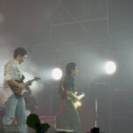 Phakphum Romsaithong Instagram – ,,, ขอบคุณสำหรับรูปภาพสวยๆที่ถ่ายและแท็คกันมาให้ดูเสมอทุกๆงานเลยนะครับ:) 

ได้ภาพคู่น้อง “งูพลอดรัก1992” สวยๆพร้อมคนเล่นมาหลายใบเลย:)

ถอยน้องกีต้าร์งูเขียวคู่ งูพลอดรัก1992 มาใหม่เพื่องานนี้โดยเฉพาะ+เป็นของขวัญวันเกิดให้ตัวเองในโอกาสที่จะถึง🌹🐉💚 

ตัวนี้เล็งมาปีกว่าๆแล้ว ลังเลแล้วลังเลอีกเพราพไม่รู้จะได้ใช้โอกาสไหน พอเจอตีมปีใหม่ไปก็ลงล็อคเลย
ยังโชคโชคดีเจ้าของเก่าไม่ยอมขายใครไปสักที จีบติดไม่งอแง😂
เลยจำใจปล่อยน้อง “Avocado” โปร่งไปเพื่อตัวนี้^^

ปกติจะไม่ถนัดคอและซาวด์ของ Ibanez แต่ชอบตัวนี้เพราะเป็นกีต้าร์ที่ Vintage Rare มากได้ฟีลHairband นุค80’ และวันเกิดกีต้าร์ตรงตามปีเกิดเจ้าของที่ 1992  ฝสีแสบสรรค์ มีงูคู่รักสวีทกันบนคอสองตัว ที่สำคัญเสียงดีกว่าตระกูล RG550 ที่เคยลองมาเองทุกตัว

งูเป็นหนึ่งในสัตว์หลายชนิดที่ผมชอบและรู้สึกว่าเค้ามีเสน่ห์มาก เจองูแล้วถือว่าเฮง และปีนี้จะเฮงไปพร้อมงู 🐍🐍

ถอยรับปีงูใหญ่กันไปเลย ถึงแม่บนคอจะเล็กแต่สักวันมันคงจะโตเองเพราะจินตนาการสำคัญกว่าความจริง55555

,,,

.
.
#GuitarLover
#IbanezSerpent
#งูพลอดรัก1992 Union Hall