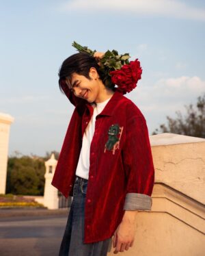 Phakphum Romsaithong Instagram - ,,, Counting down to the #DiorWinter24 show to reveal tomorrow at 3PM CET / 9PM BKK time. ,,,

@Dior

รับชมแฟชั่นโชว์ #DiorWinter24 พร้อมกันวันพรุ่งนี้เวลา 21.00น. (ตามเวลาประเทศไทย)

ติดตามไลฟ์สตรีมมิ่งสดบนเว็บไซต์ Dior.com และ LINE OA @diorcouture