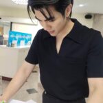 Phakphum Romsaithong Instagram – ,,, ขาดก็หาด เหลือก็แบ่ง:) ,,,

06/11/66

เมื่อวานหลังจากเสร็จงานจาก Siam Paragon ก็รีบไปที่สภากาชาดเลย (ก่อนรถจะติดจนใจจะขาด555)

คลาดกันหลายที ไม่เจอกันนานมากเกินไปแล้ว พอมีจังหวะที่เหมาะก็มาเลยครับ😊

ถ้าใครมีโอกาสและสามารถให้เลือดได้ ชวนมาบริจาคเลือดเพื่อให้คนที่ต้องการนะครับ

.
.
#AppreciateLife
#SharingIsCaring สภากาชาติ ศูนย์โลหิตแห่งชาติ