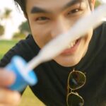 Phakphum Romsaithong Instagram – ,,, สถานที่บางที่ช่วยทำให้เราเด็กลง 20 ปี+ บรรยากาศดีจริงๆเลย พึ่งเคยพักโรงแรมในDisney เพลิยมากๆเลยครับ💚 ,,,

@hkdisneyland 
.
.
#HKDisneyland Hongkong Disneyland