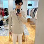 Phakphum Romsaithong Instagram - ,,, After The Show I’ll Go Shoping🕊️ ,,, ได้เสื้อ Wool Coat ของ Dior ไซส์48 สี Beige ซับข้างในสี Olive กลับมาใช้งาน 1 ตัวถ้วน ชอบ Long Coat มากๆอยู่แล้ว เจอสีโปรดทั้งคู่อยู่ในชิ้นเดียวกันก็ อดใจไม่ได้จริงๆ 🤪 ใส่แล้วเป็นยังไงบ้างครับ:) ? . . @Dior #Dior #DiorSS24 #DiorWinter23 Dior - Paris Montaigne