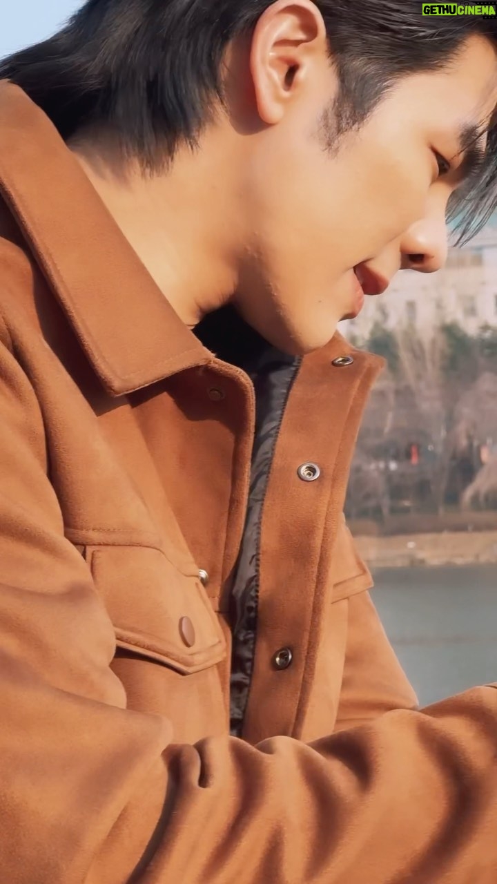 Phakphum Romsaithong Instagram - ,,, An Afternoon In Seoul🍂 ,,, Seoul, Korea