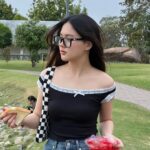 Phantira Pipityakorn Instagram - ถึงเราจะไม่มีไหปลาร้าแต่เราชอบกินส้มตำนะ Mueang Roi Et District