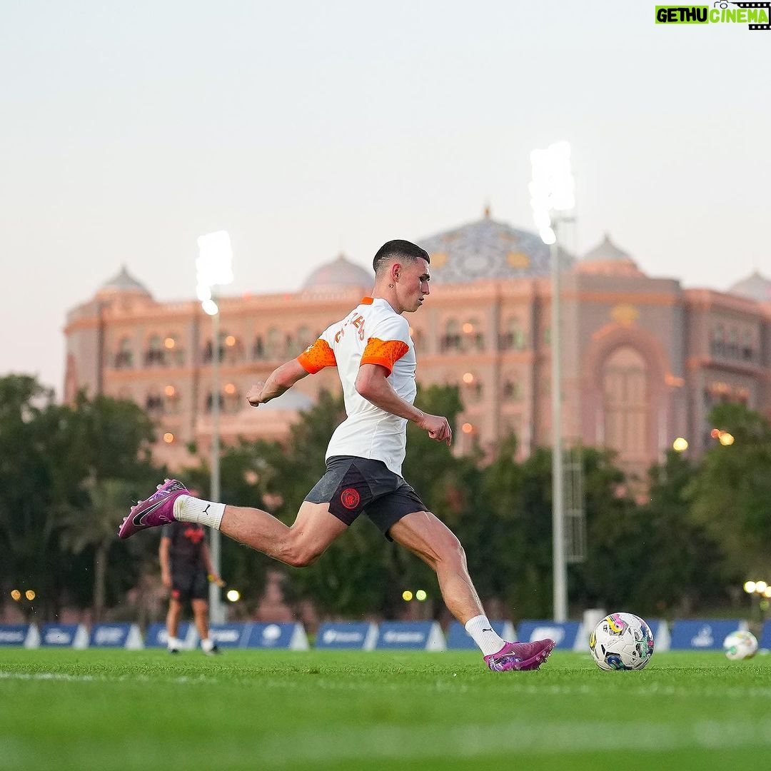 Phil Foden Instagram - Warm weather training 💪 Abu Dhabi 🇦🇪☀️ Abu Dhabi, United Arab Emirates