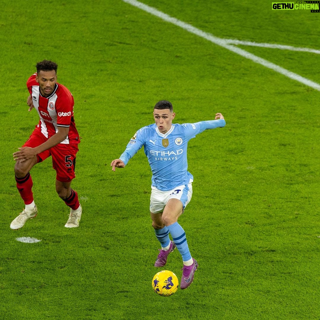 Phil Foden Instagram - Seeing out 2023 with 3 points 💪🏻 Etihad Stadium