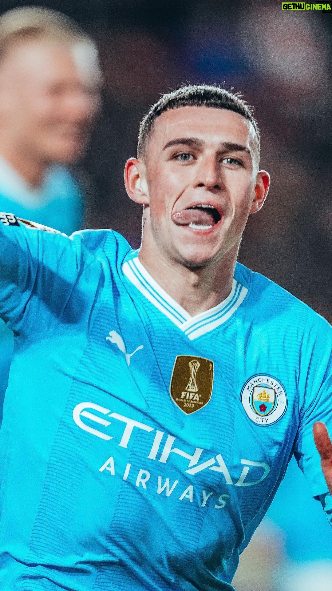 Phil Foden Instagram - @philfoden’s brilliant hat-trick at Brentford! 🎩💫 Brentford Community Stadium