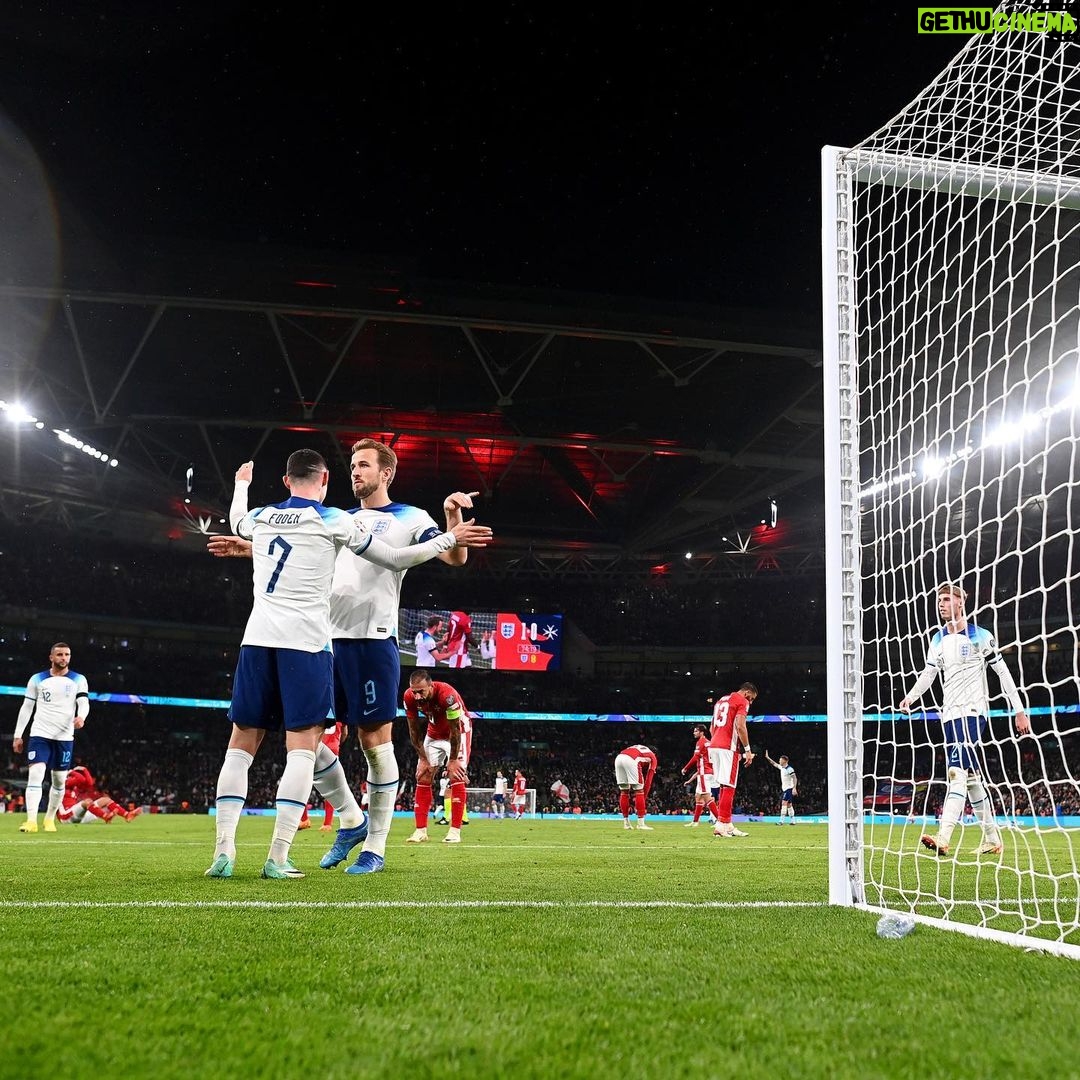 Phil Foden Instagram - Another win at Wembley with a special tribute to Sir Bobby 🏴❤️ Wembley Stadium