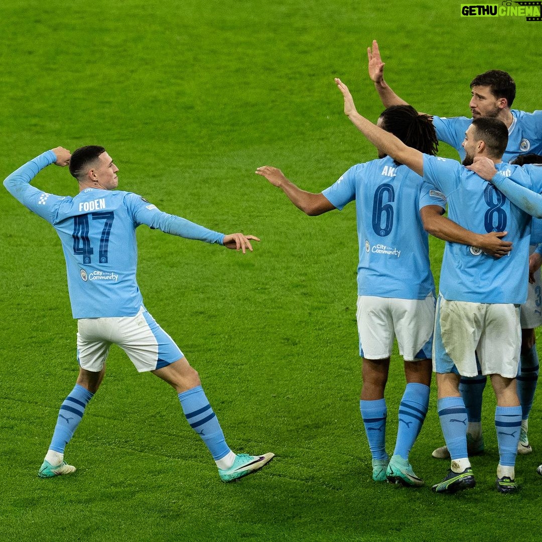 Phil Foden Instagram - Nights under the lights 🤩 Etihad Stadium