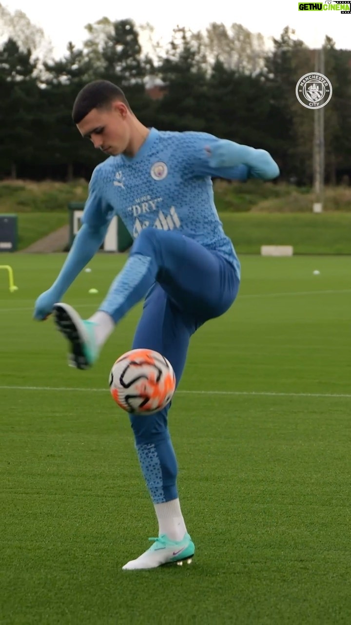 Phil Foden Instagram - Phil’s skills 🪄 Etihad Campus