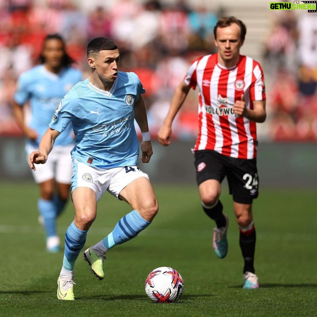 Phil Foden Instagram - Thanks to the fans for all your support this PL season 🩵 Thank you for the birthday wishes today too 🙌🏻 Brentford Community Stadium