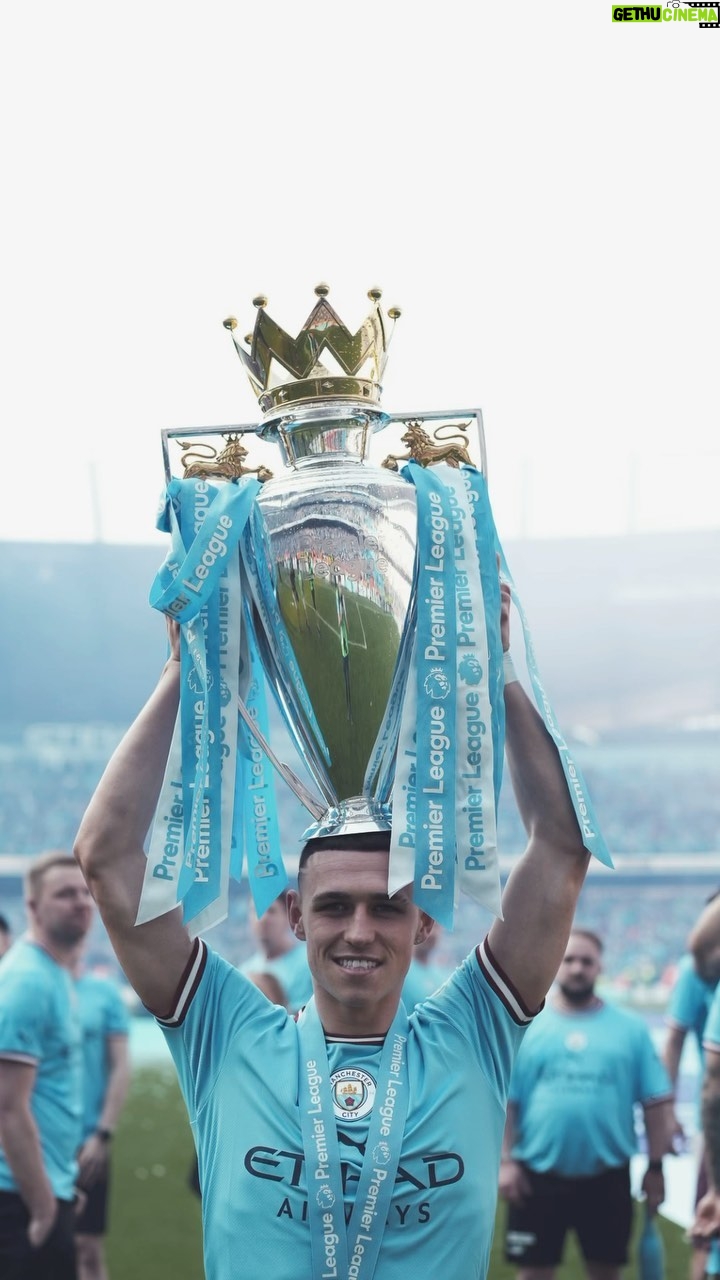 Phil Foden Instagram - Core memories 🩵 Etihad Stadium