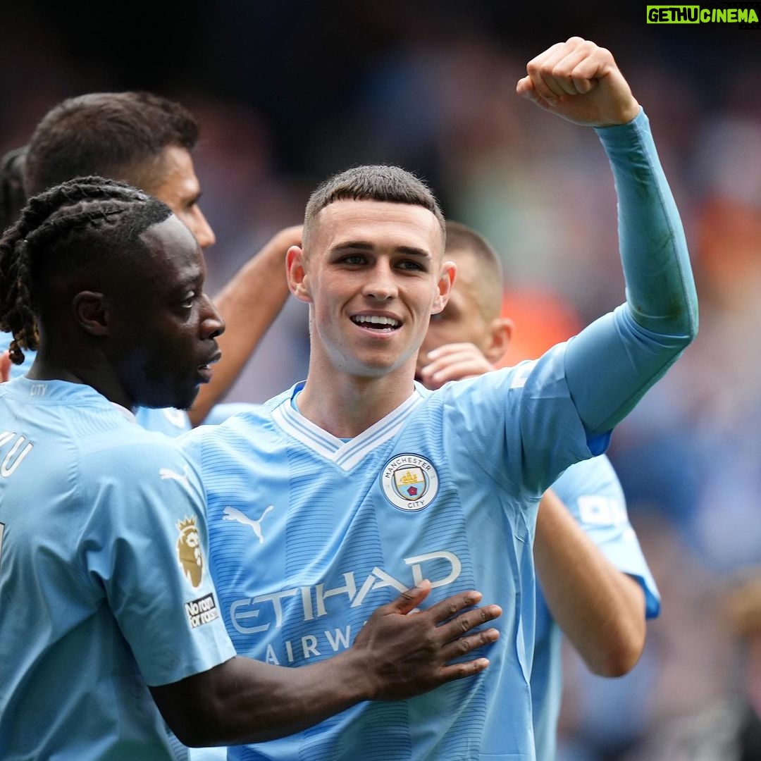 Phil Foden Instagram - What Saturday’s are made for! 🏡⚽️ Etihad Stadium