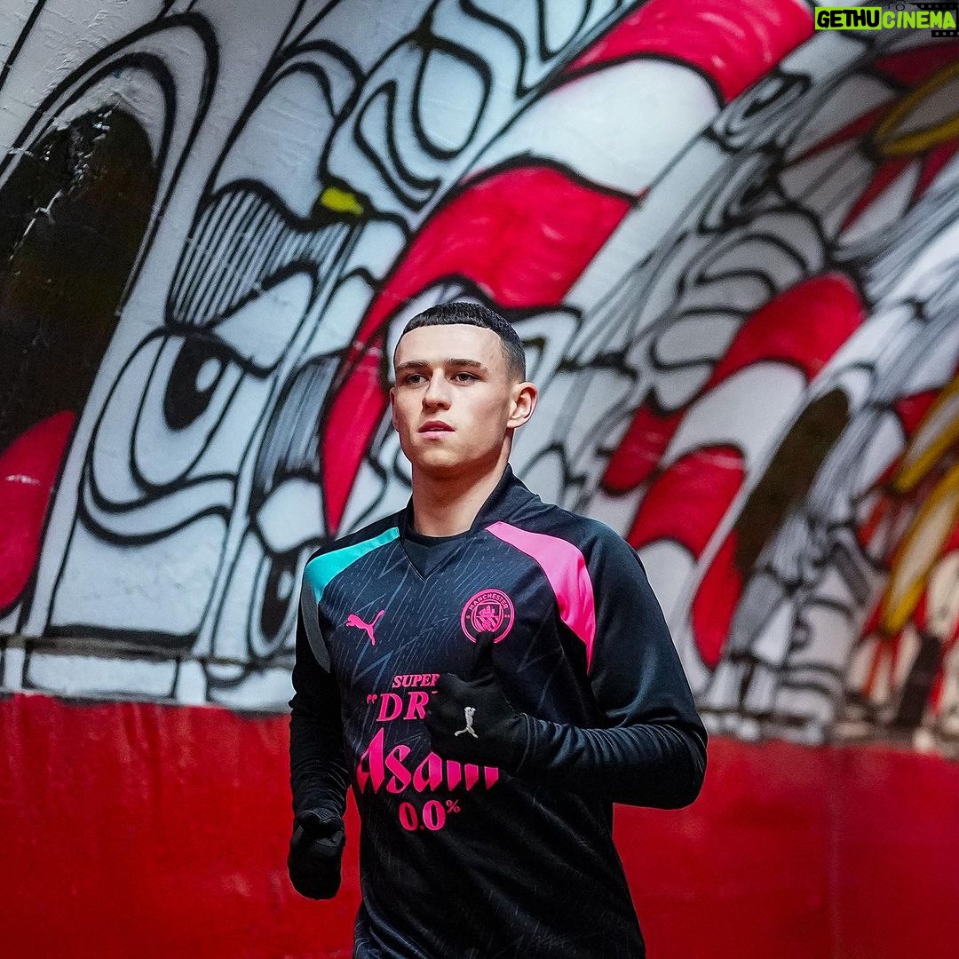 Phil Foden Instagram - 6/6 ✅ Buzzin for the lads tonight ☝🏻⚽️ Rajko-Mitić-Stadion