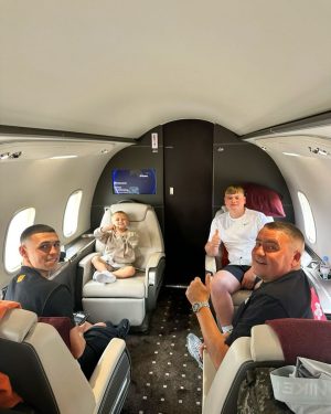 Phil Foden Instagram - Greetings from Greece ✌🏼🇬🇷