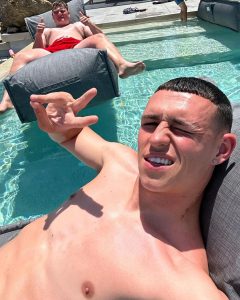 Phil Foden Instagram - Greetings from Greece ✌🏼🇬🇷 Mykonos, Greece
