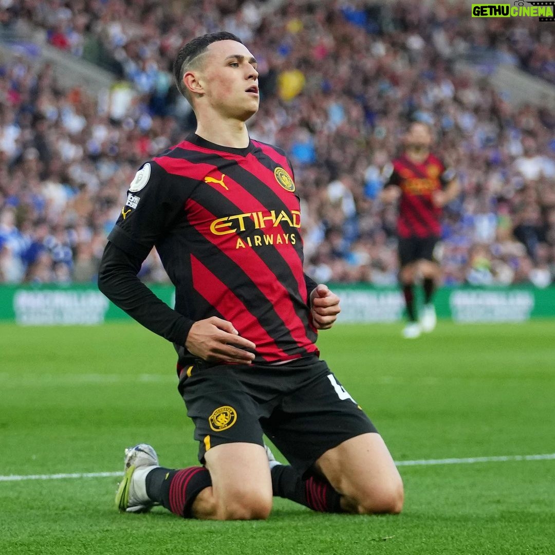 Phil Foden Instagram - Scoring on the South Coast 👌🏻 Amex Stadium