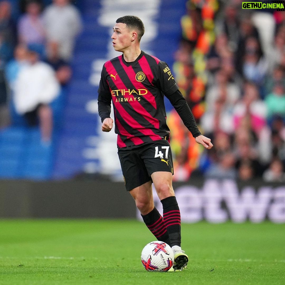 Phil Foden Instagram - Scoring on the South Coast 👌🏻 Amex Stadium