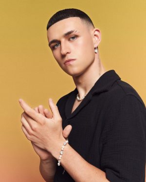 Phil Foden Instagram - My custom jewellery collection w @cernucci has just dropped! ⛓💧