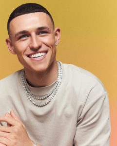 Phil Foden Instagram - My custom jewellery collection w @cernucci has just dropped! ⛓💧