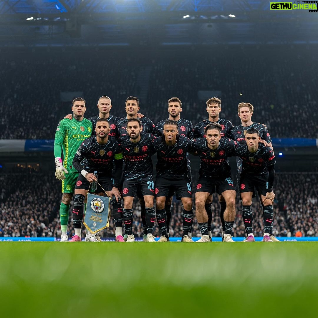 Phil Foden Instagram - Love a Champions League night 👊🏻 Shoutout to the travelling fans too 👏🏻🩵 Parken - København