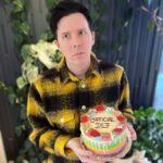 Phil Lester Instagram – okay Dan is now officially banned from ordering the birthday cake

dilf more like CAKE I’d like to EAT am I right #cile