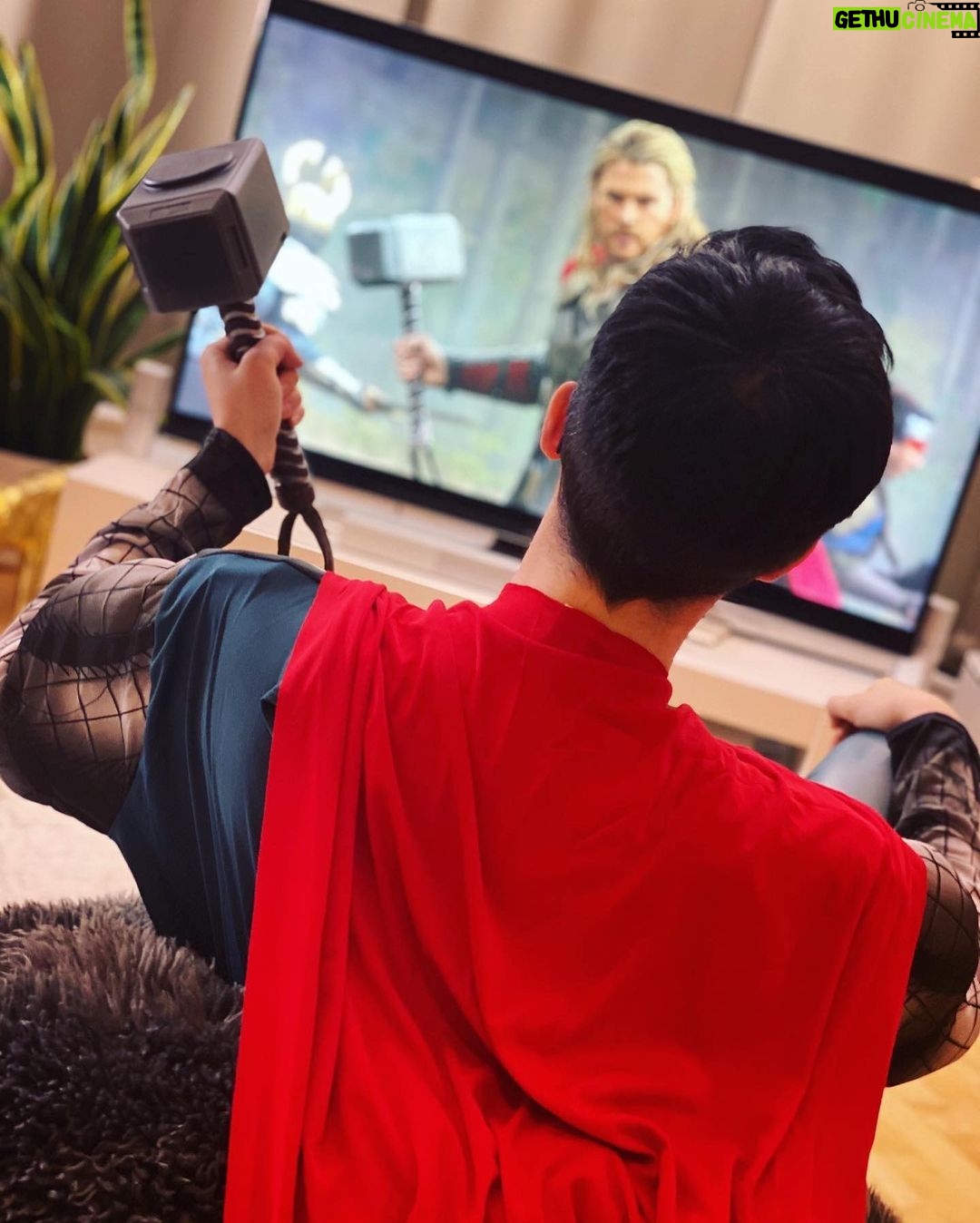 Phil Lester Instagram - #AD - This bowl of popcorn right now “Mr. Phil ..I don’t feel so good.” ..Okay maybe I’m taking my Marvel marathon a little too seriously. It’s been over a year since Endgame and as a fan I’m on a super superhero spree - but if you’re new to the Marvel Cinematic Universe and don’t yet get the 9000 amazing memes - GOOD NEWS as the best of Marvel is assembled on #DisneyPlusUK! So what are you waiting for?! Thanks to @DisneyPlusUK #Marvel (I’m never taking this Cap suit off)