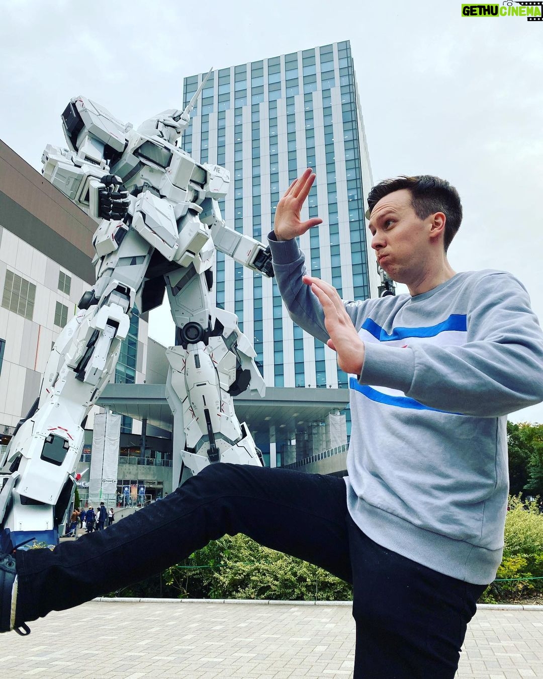 Phil Lester Instagram - I am actually 64ft tall and trained to take down a mecha if I really have to. Unicorn Gundam Statue