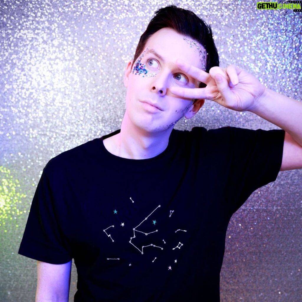 Phil Lester Instagram - New merch collection on the AmazingPhil Shop - SPACE EDITION 🚀 Constellation t-shirt, scented Aquarius candle, pastel planet mirror and slightly odd planet socks! I have always been obsessed with the mysteries of space, and what would be out there in the endless expanse of the universe! Galaxies, stars and planets have always seemed beautiful to me and I was so excited to do some celestial-themed merch. Worldwide: http://www.amazingphilshop.com USA: http://us.amazingphilshop.com AUS: http://au.amazingphilshop.com
