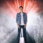 Phil Lester Instagram - 💥I wish all my entrances were this dramatic💥 Can’t believe the UK tour is nearly over!! It’s been INCREDIBLE so far (if you want to come see us just Cardiff and Belfast have some final discounted seats) then it’s Europe and Americaaaaa! 🎉 danandphiltour.com