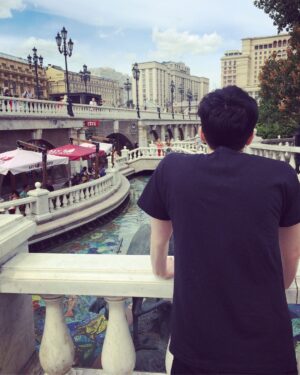 Phil Lester Instagram - Moscow had less bears and more sunshine than I expected but I still had fun 🇷🇺